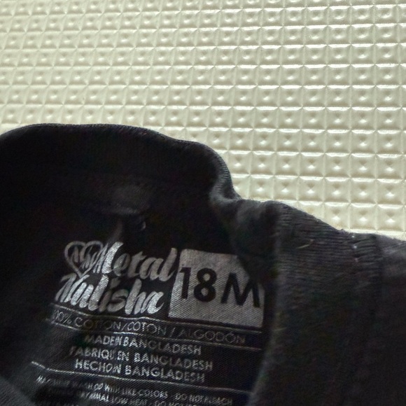 Boutique baby girl|two piece bundle of short sleeve graphic tees in black•24M - Picture 6 of 6